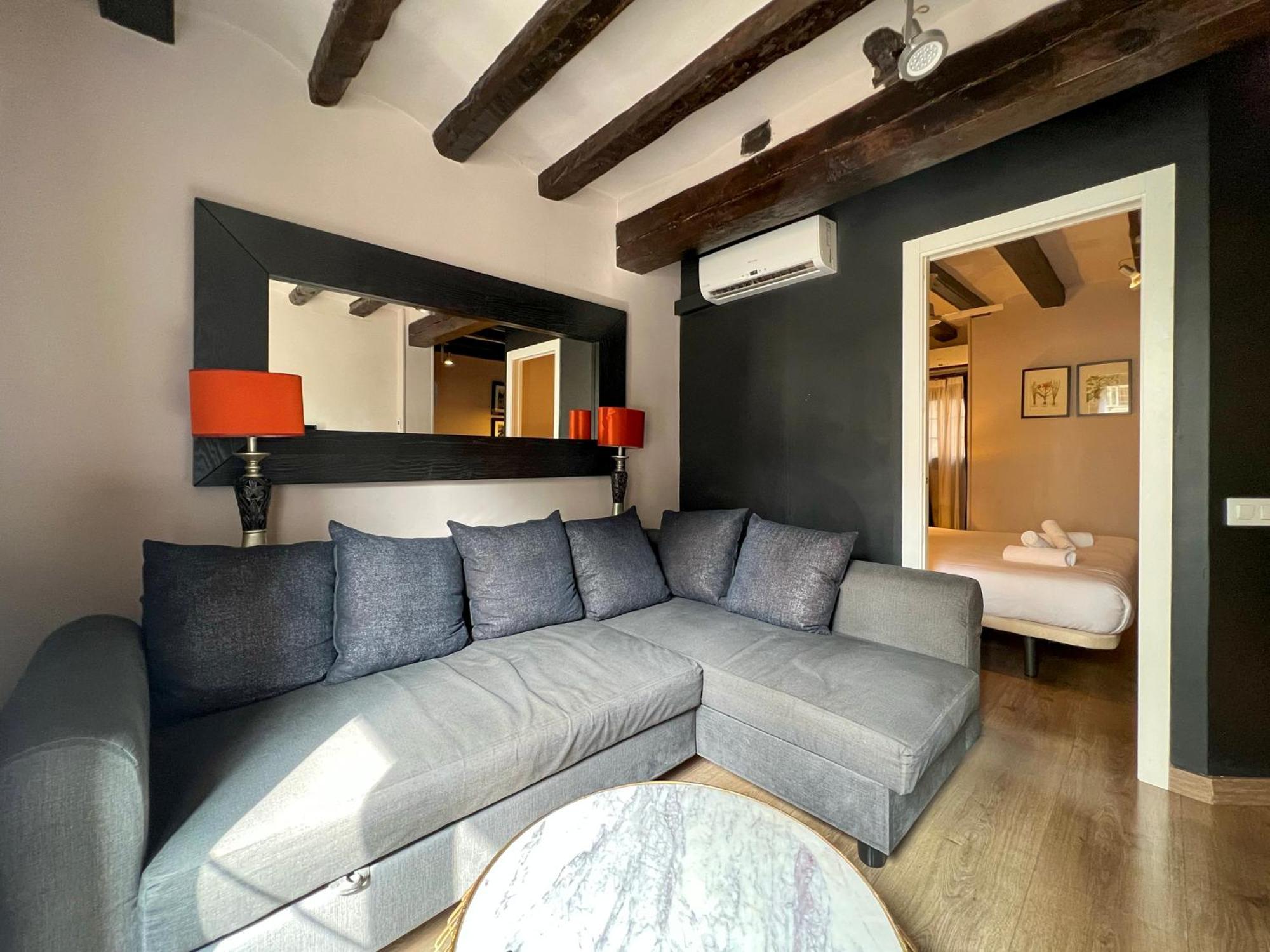 Stay U-Nique Apartments Est Barcelona Exteriör bild